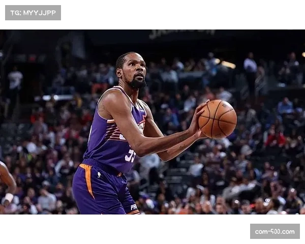 杜兰特回应巴克利时自信表态：我既是巴士司机也亲手加过油箱