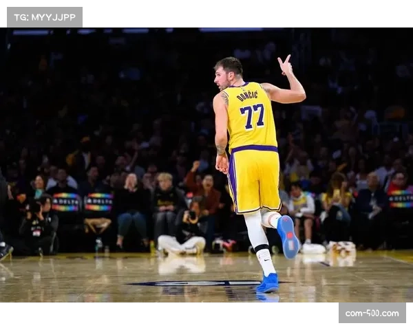 明日NBA焦点大战:东部强强碰撞 湖人再遇森林狼 快船力争反弹 明日NBA焦点大战:东部强强碰撞 湖人再遇森林狼 快船力争反弹